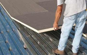 benefits of insulating Carreg Wen flat roofing